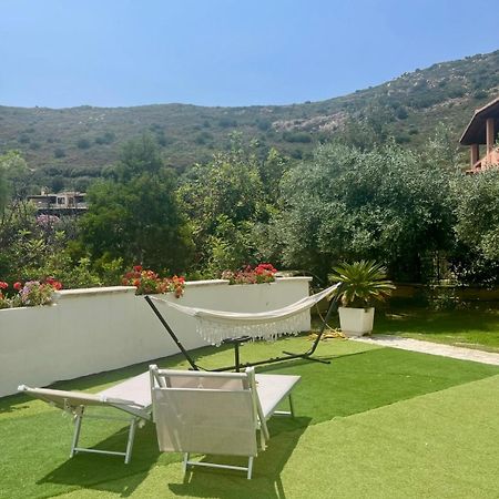 Villa Vittoria Solanas  Εξωτερικό φωτογραφία