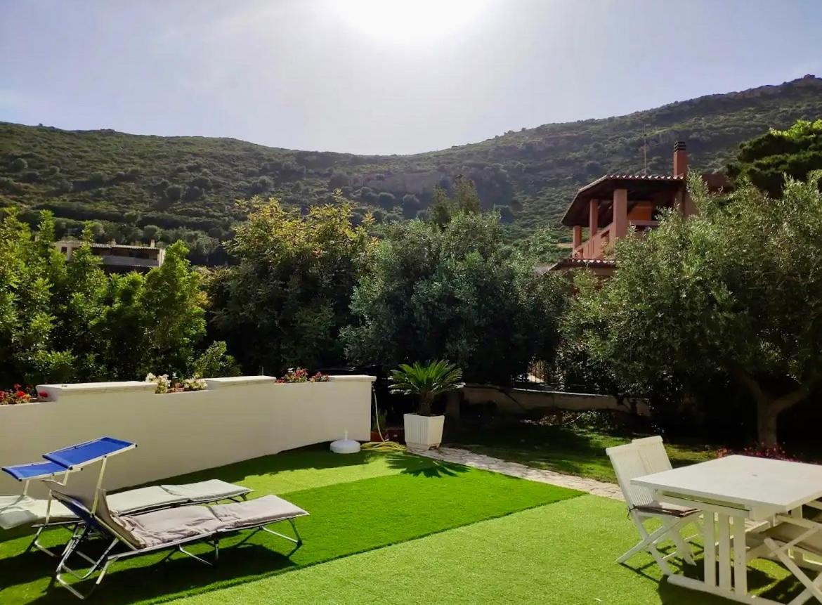 Villa Vittoria Solanas  Εξωτερικό φωτογραφία